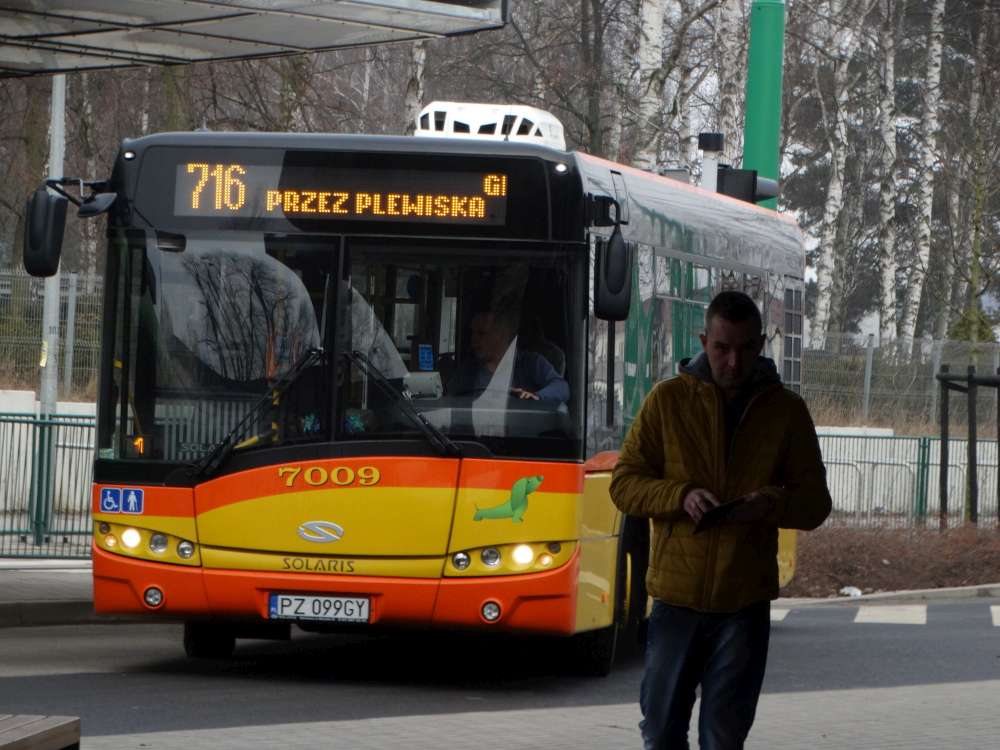 Linie nr 710 i 716 – zmiany w związku z pracami budowlanymi w Plewiskach