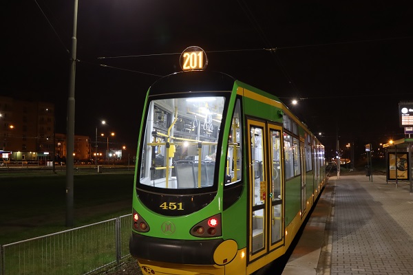[AKTUALIZACJA 8.12.2023] Nocna linia tramwajowa numer 201 – zmiana trasy z uwagi na przyłączanie sieci w centrum