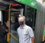 „Akcja maseczka” – kontrolerzy ZTM wspólnie z Policją przypominali o obowiązku zasłaniania ust i nosa w tramwajach i autobusach 
