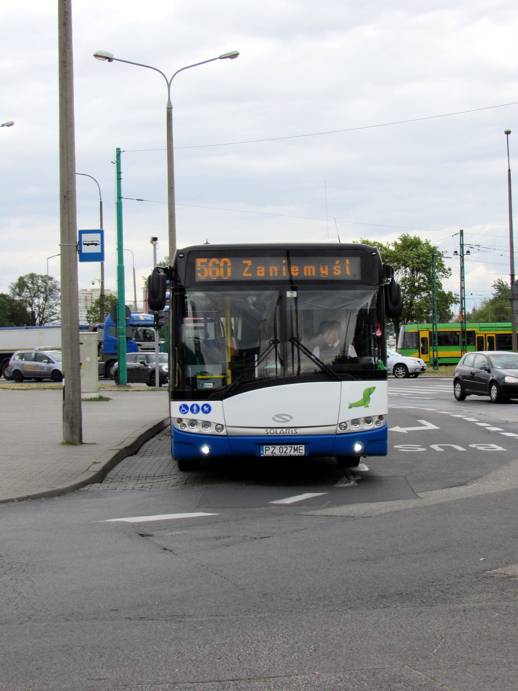 Linia nr 560 – zmiany w komunikacji w Zaniemyślu w sobotę (30 lipca) od godziny 12:00