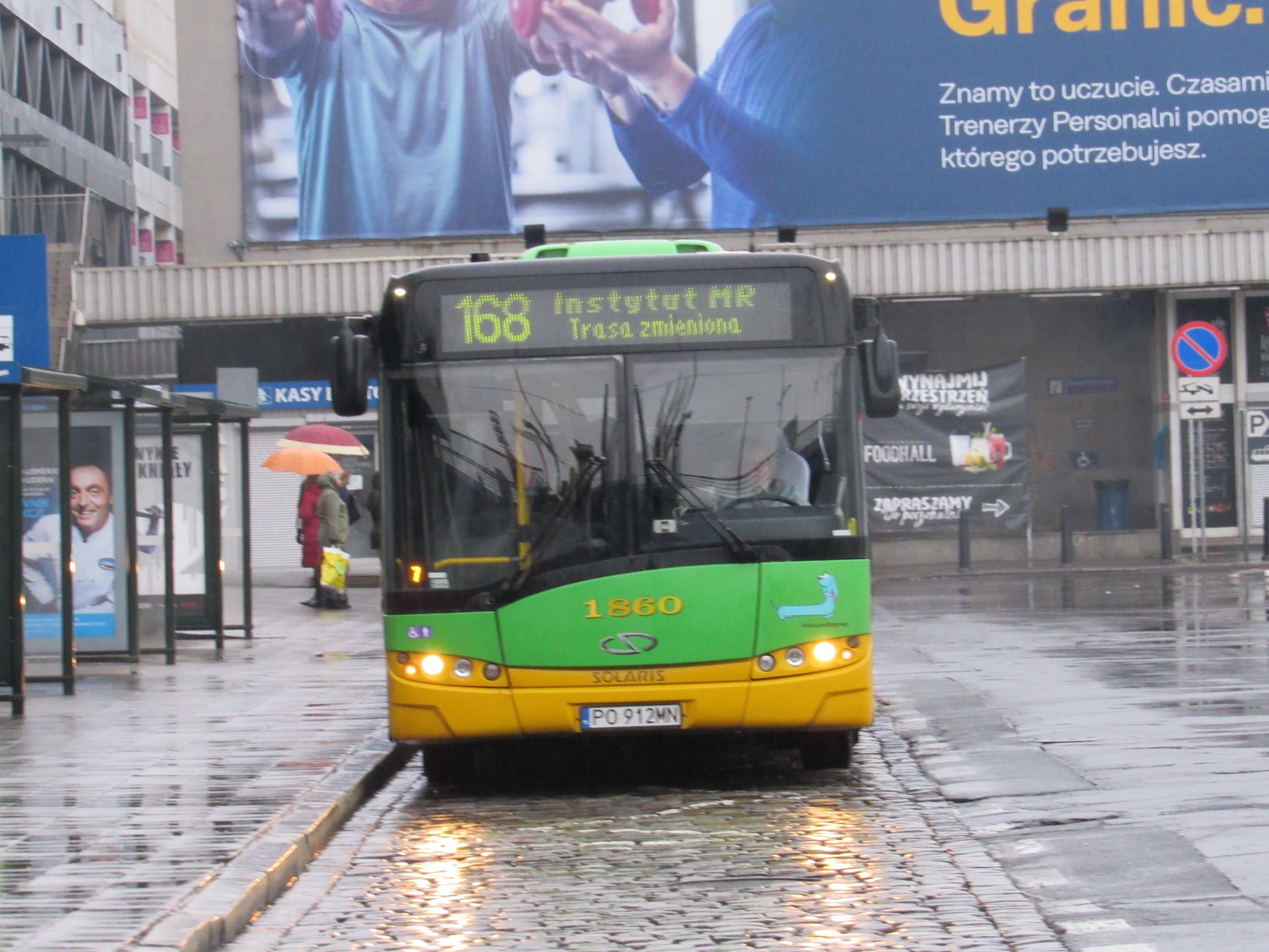 Linia nr 168 – od soboty, 20 listopada autobusy nie będą zatrzymywać się na przystankach tymczasowych „Rondo Kaponiera” 