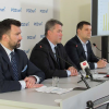 Tomasz Wojtkiewicz, Maciej Wudarski i Daniel Wawrzyniak podczas konferencji prasowej
